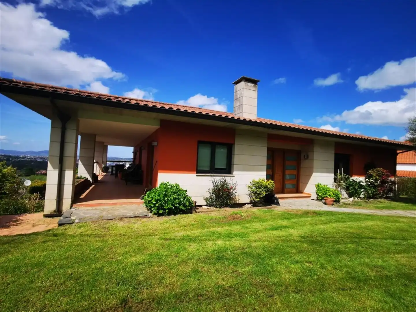 Vista exterior de Casa o chalet en venta en Siero con Terraza