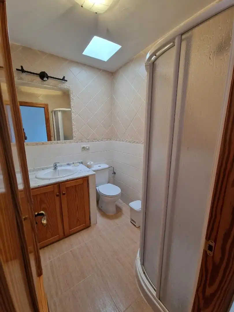 Flat for sale in Calle Aznar, 11, Válor Bathroom of Flat for sale in Válor with Terrace and Balcony