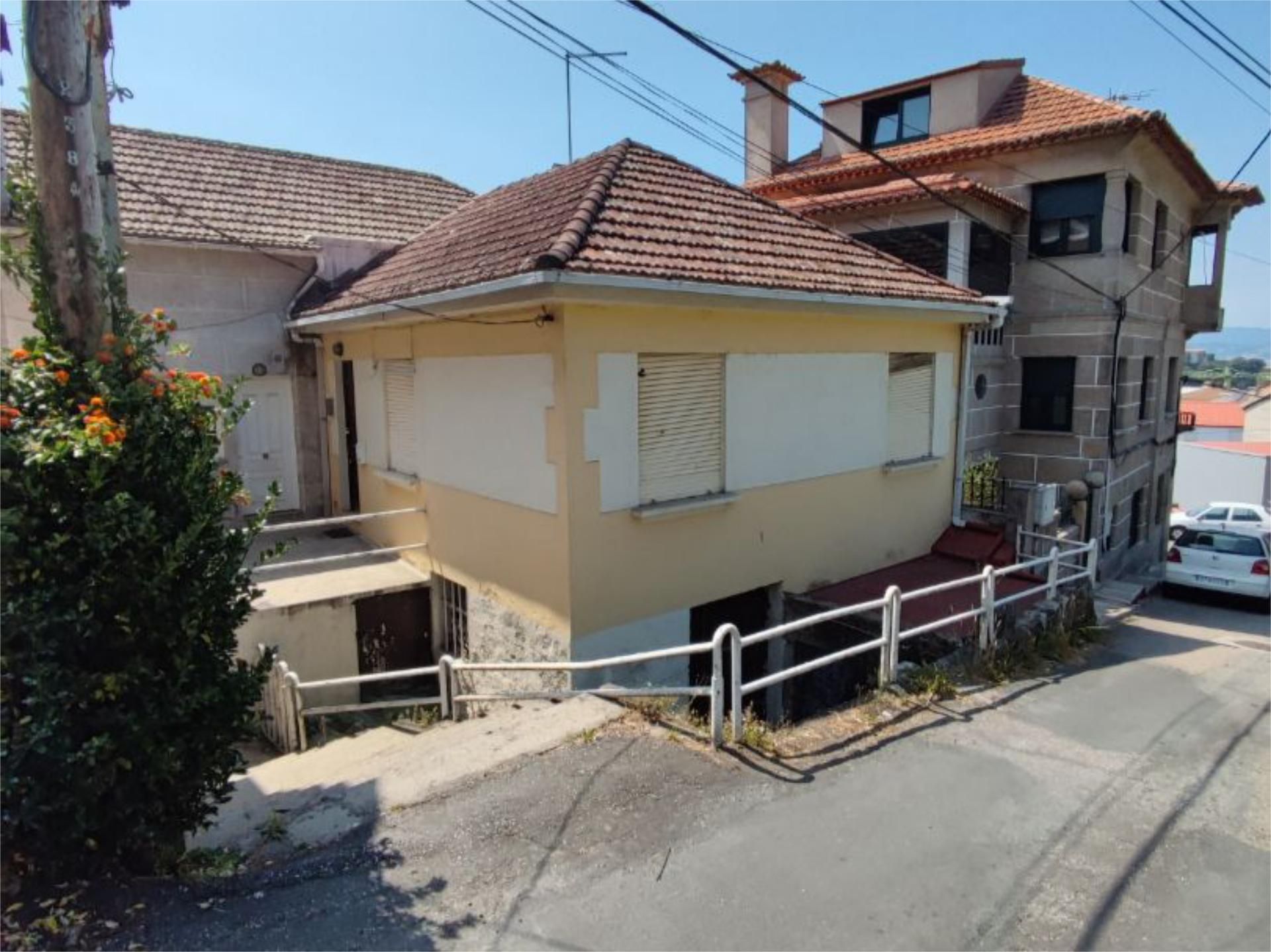 Exterior view of House or chalet for sale in Vigo   with Terrace and Storage room