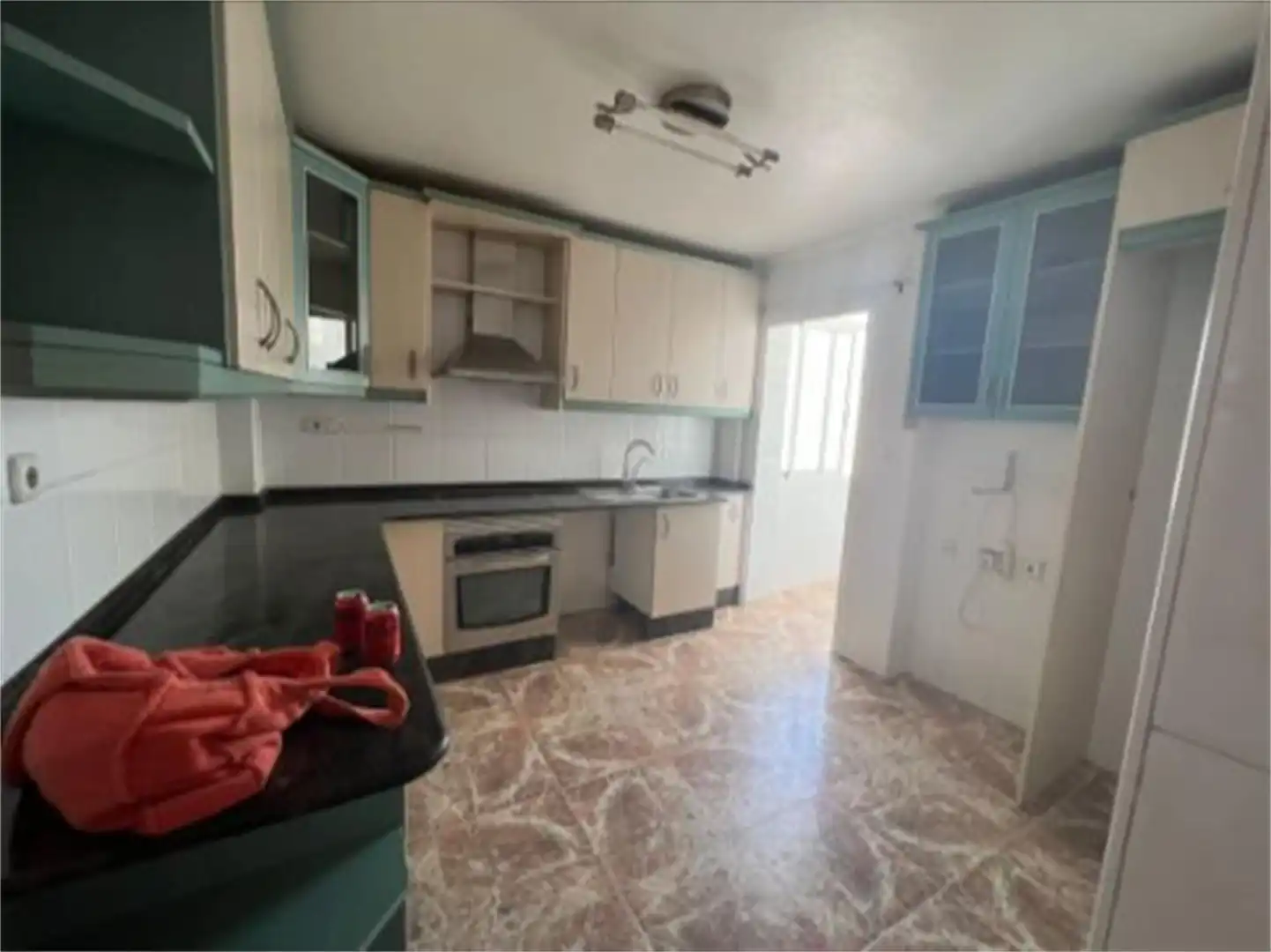 Flat for sale in Calle Ramón y Cajal, Archena Kitchen of Flat for sale in Archena with Air Conditioner, Terrace and Balcony