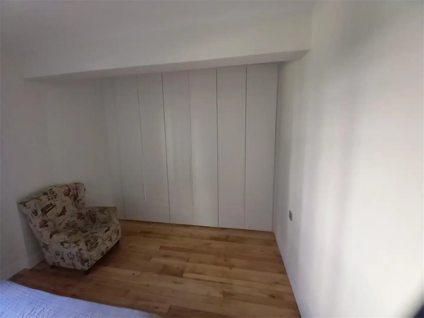 Piso de alquiler en Paseo Ocharan Mazas, Brazomar Habitación de Piso de alquiler en Castro-Urdiales con Calefacción, Jardín privado y Parquet