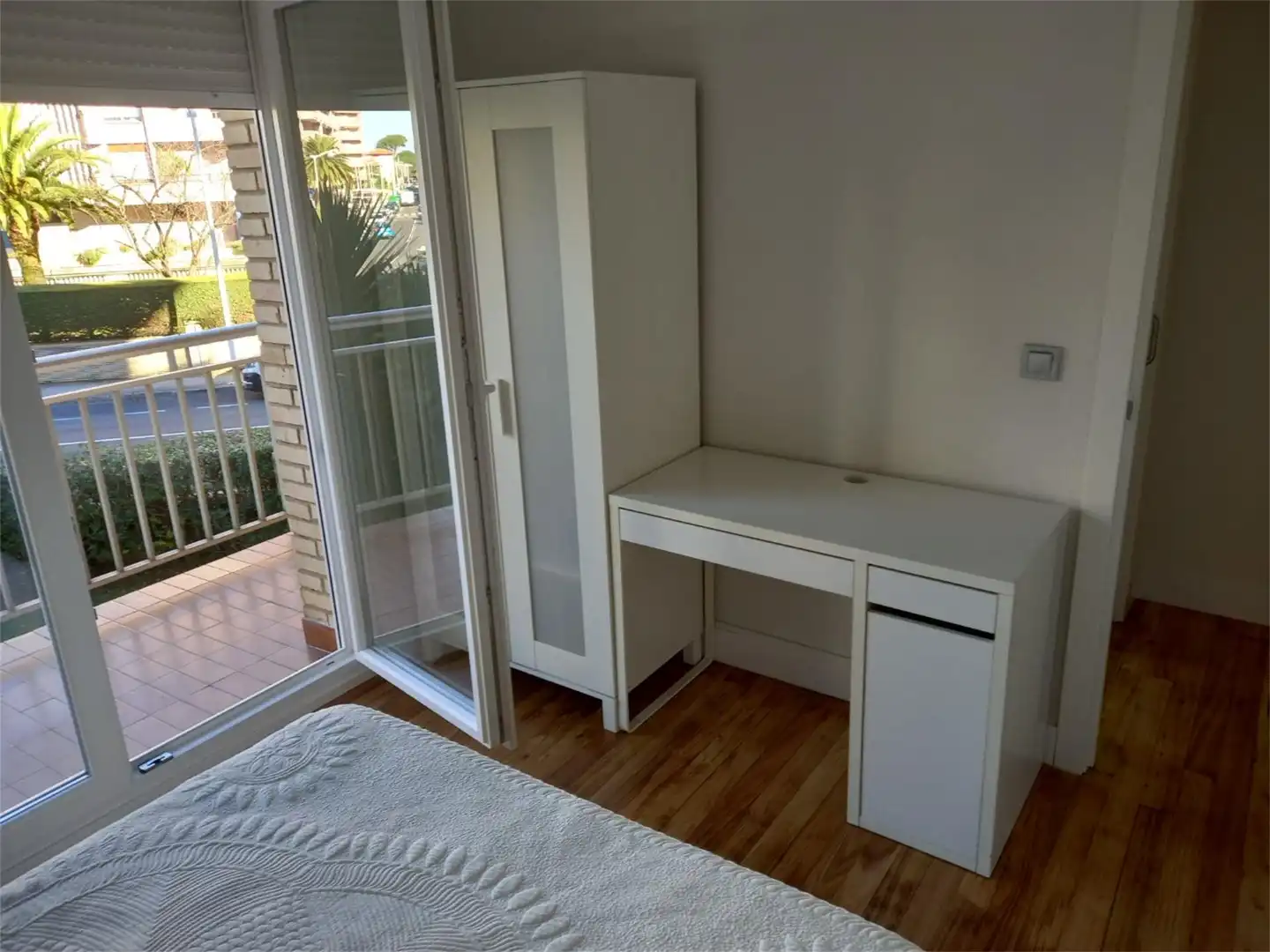 Piso de alquiler en Paseo Ocharan Mazas, Brazomar Habitación de Piso de alquiler en Castro-Urdiales con Calefacción, Jardín privado y Parquet
