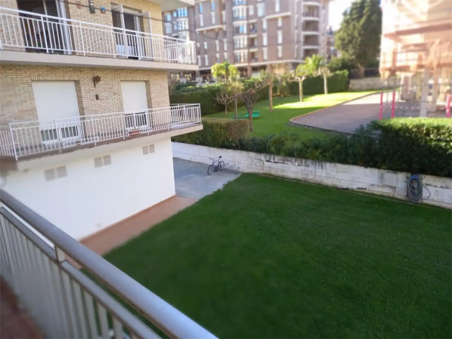 Piso de alquiler en Paseo Ocharan Mazas, Brazomar Jardín de Piso de alquiler en Castro-Urdiales con Calefacción, Jardín privado y Parquet