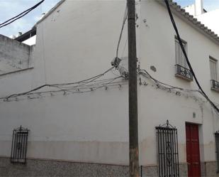 Vista exterior de Casa adosada en venda en Puente Genil