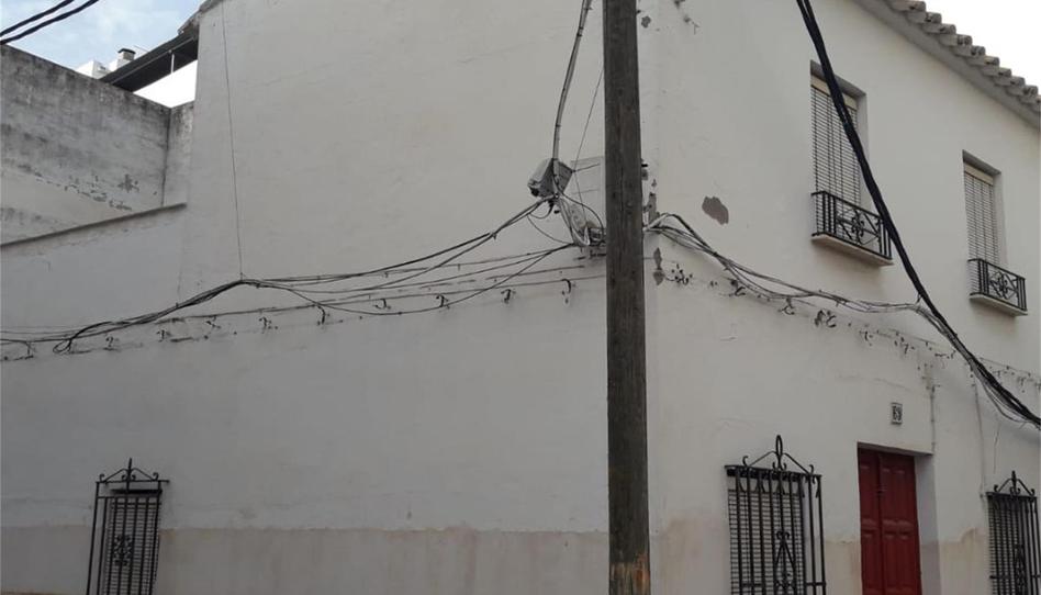 Foto 1 de Casa adosada en venta en Calle José Ariza, 69, Puente Genil, Córdoba