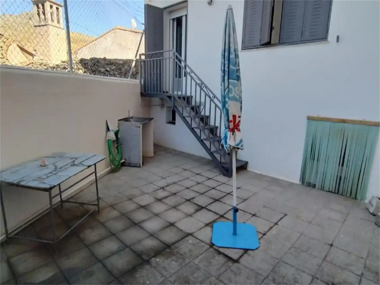Casa adosada en venda a Calle Mayor, 37, Vallejera de Riofrío Terrassa de Casa adosada en venda en Vallejera de Riofrío amb Calefacció, Terrassa i Moblat