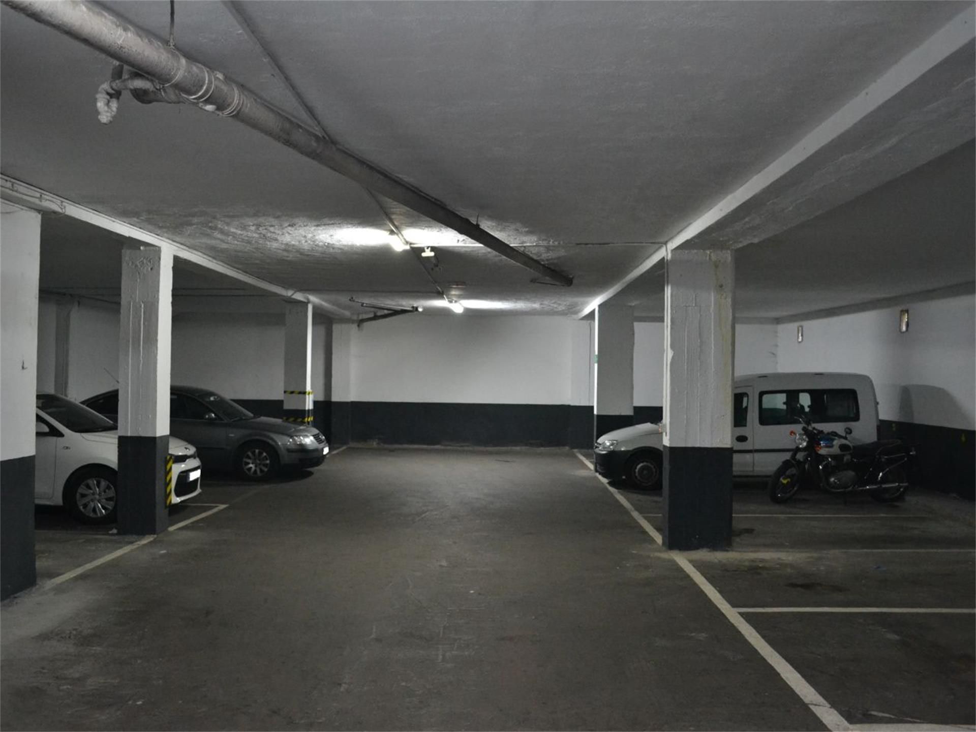 Parking de Garaje de alquiler en Santurtzi 