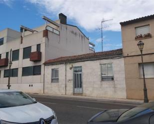 Vista exterior de Casa adosada en venda en Burgos Capital