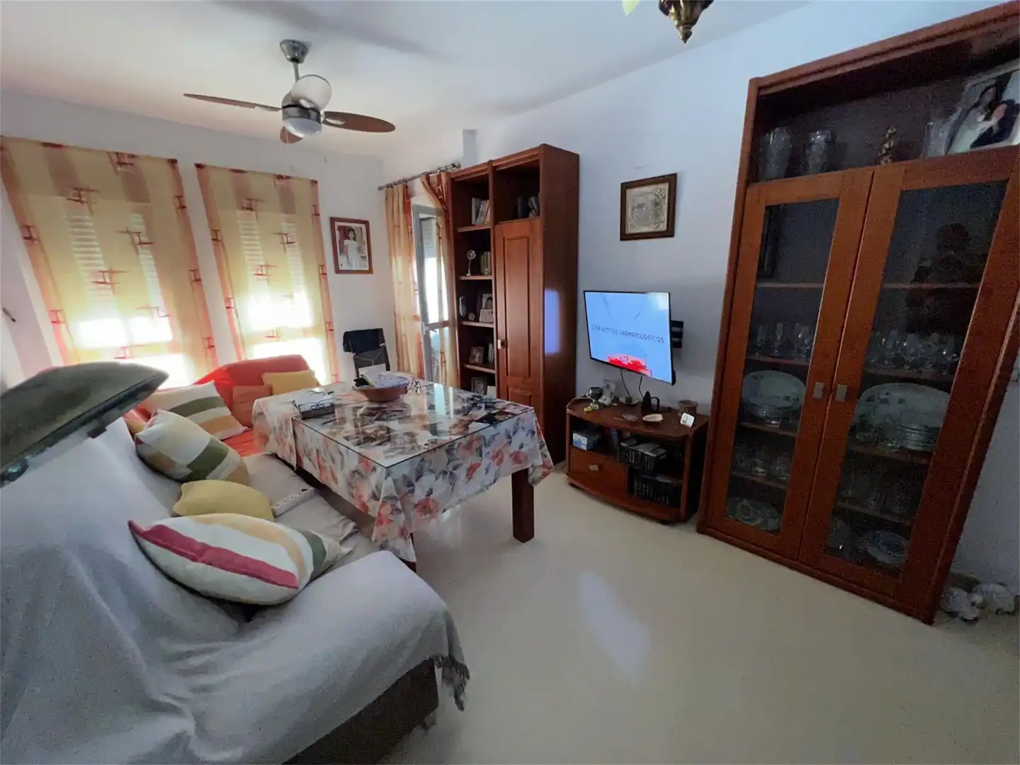 Flat for sale in Calle Pedro de Dios, 20, Alcolea Living room of Flat for sale in Córdoba with Air Conditioner, Heating and Storage room