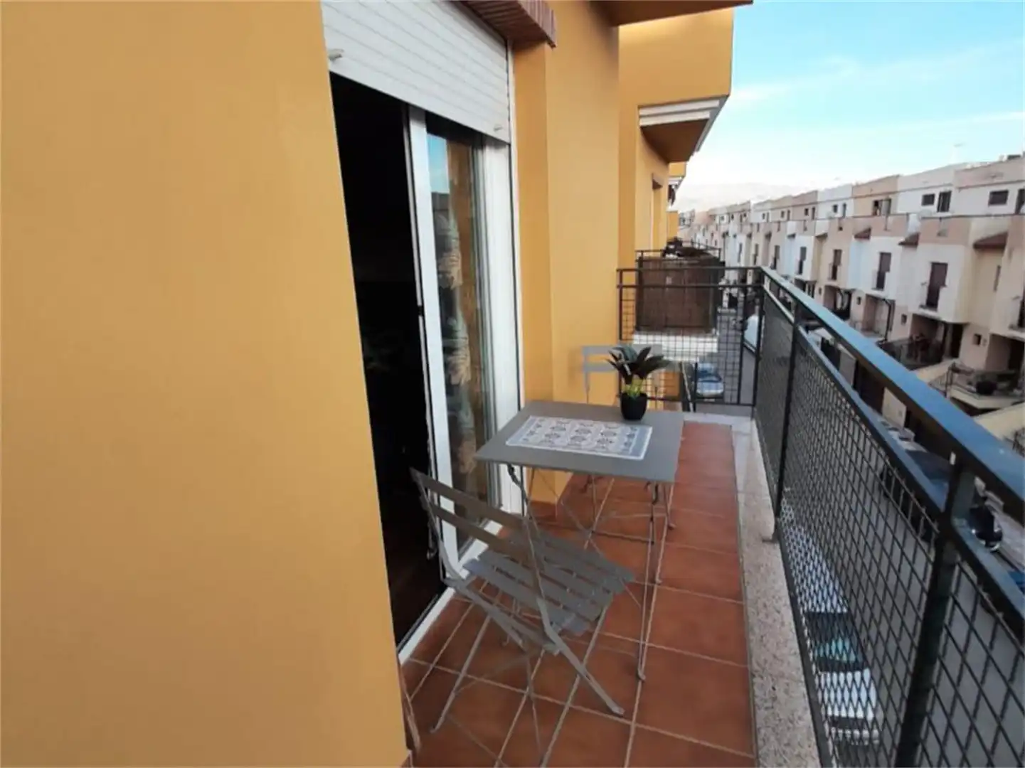 Office for sale in Calle del Albero, Atarfe Balcony of Office for sale in Atarfe