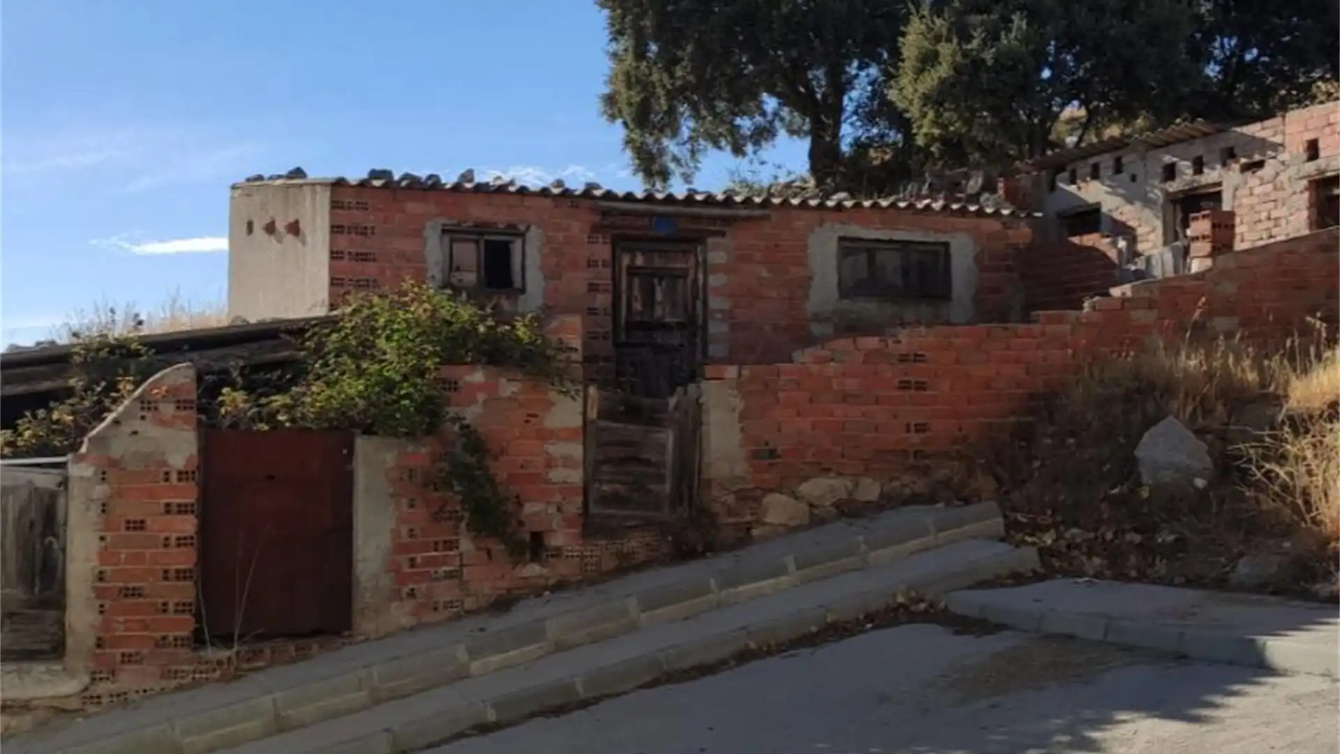 Vista exterior de Terreno en venta en Muñogalindo