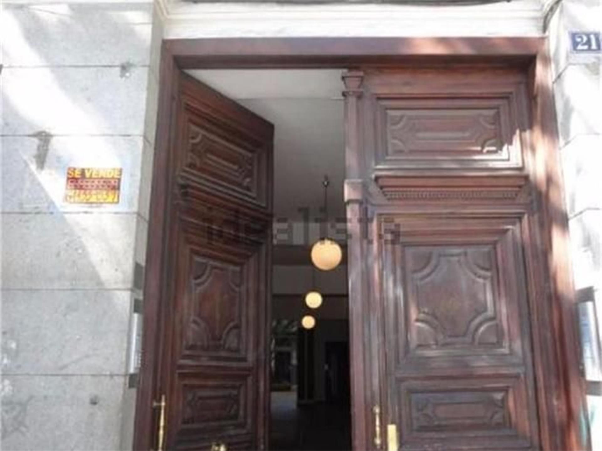 Oficina de lloguer en  Madrid Capital amb Aire condicionat, Calefacció i Moblat