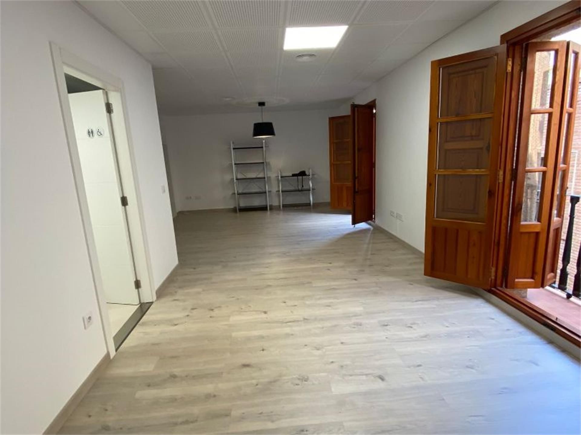 Oficina de lloguer en Gandia