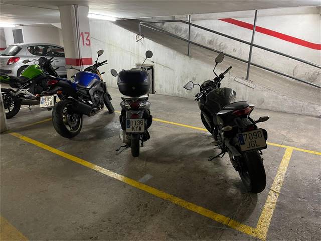 Garaje en Alquiler en Carrer del Regent Mendieta, 42 en La Maternitat i Sant Ramon