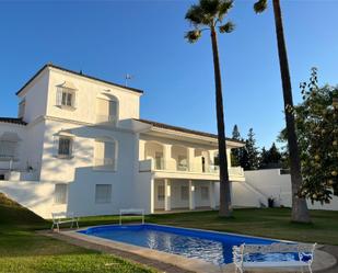 Garden of House or chalet for sale in Alcalá de Guadaira  with Air Conditioner, Terrace and Swimming Pool