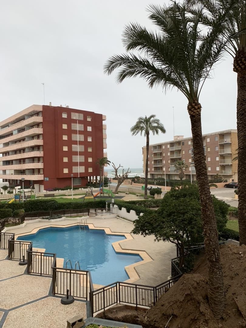 Piscina de Pis en venda en Sueca amb Jardí privat, Terrassa i Piscina
