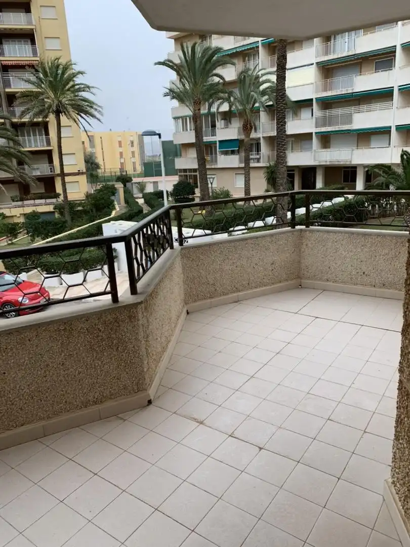 Terrasse von Wohnung zum Verkauf in Sueca mit Privatgarten, Terrasse und Schwimmbad