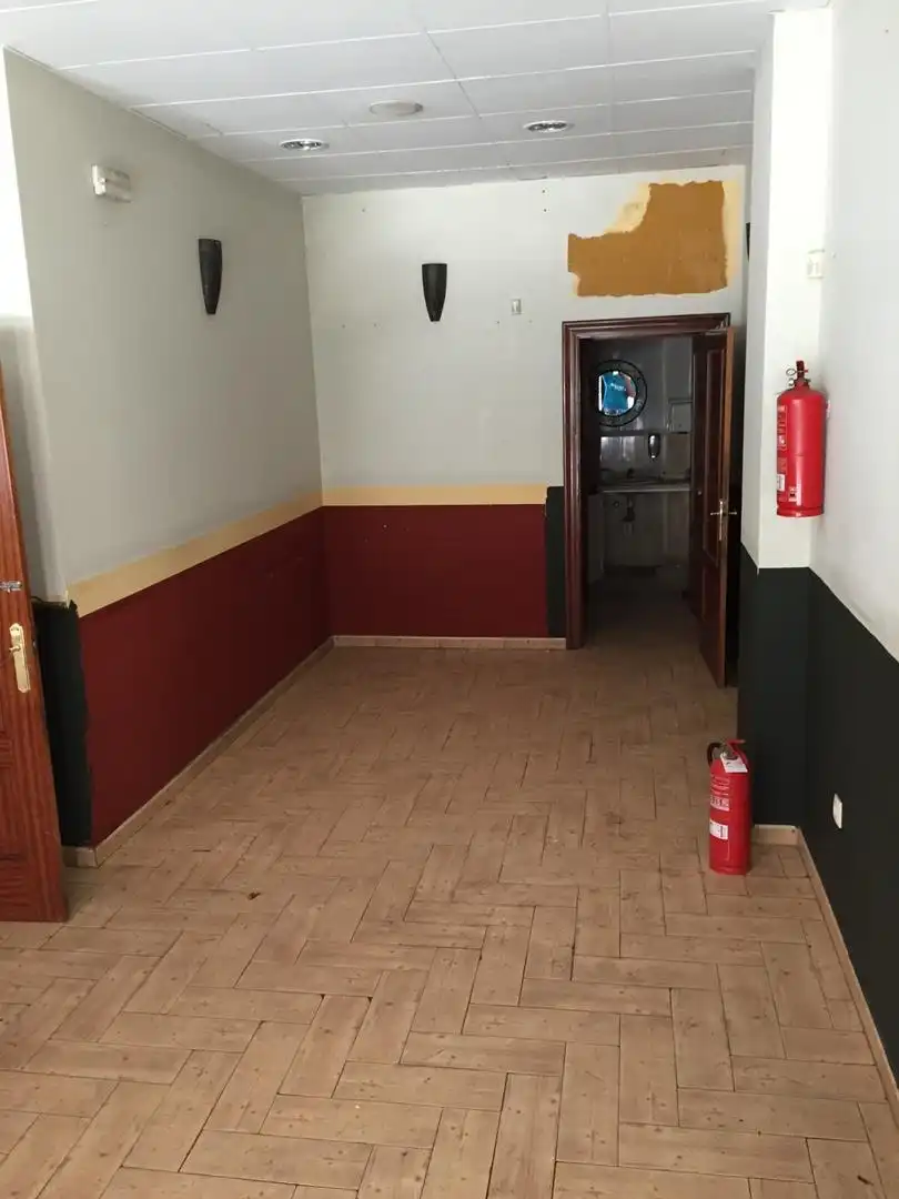 Commercial properties for sale in Calle Fernando Villalón, Arco Norte - Avda. España Commercial properties for sale in Dos Hermanas