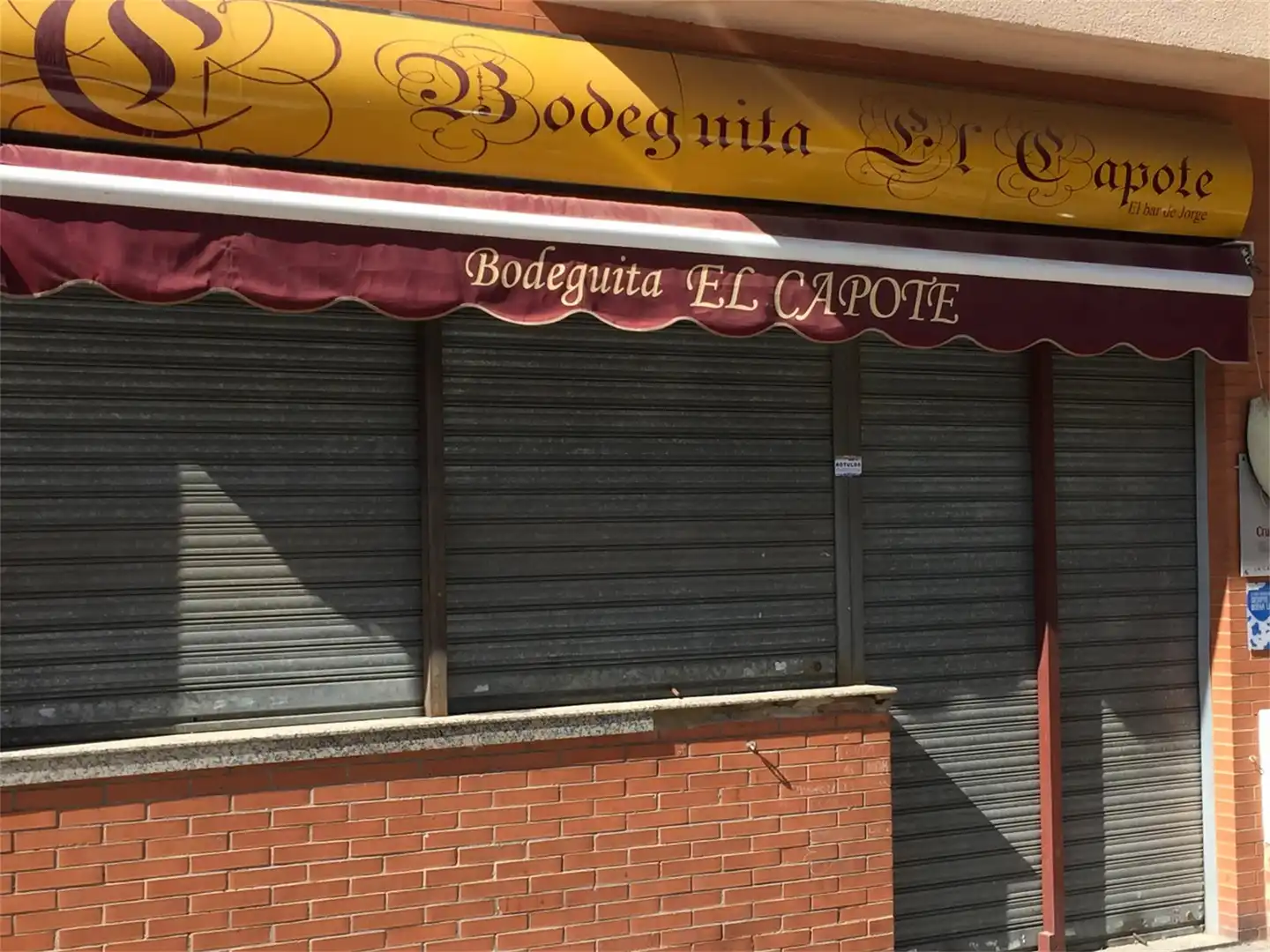 Commercial properties for sale in Calle Fernando Villalón, Arco Norte - Avda. España Commercial properties for sale in Dos Hermanas