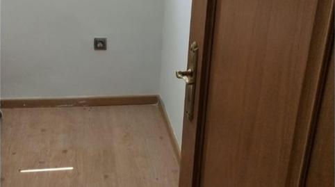 Foto 4 de Pis per a compartir a Avenida de la Virgen del Val, 49, Val, Madrid