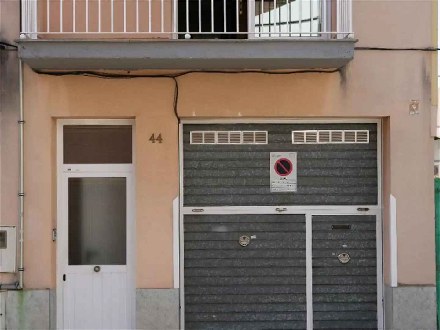 Detached homes for sale in Centre Exterior view of Detached homes for sale in Mataró with Terrace and Balcony