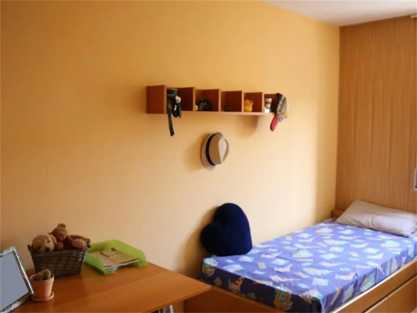 Detached homes for sale in Centre Bedroom of Detached homes for sale in Mataró with Terrace and Balcony