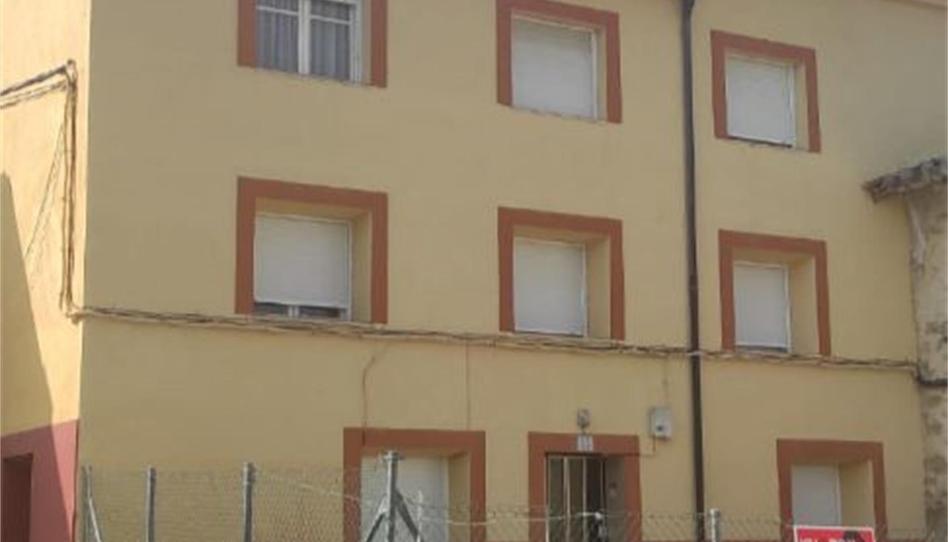 Casa adosada en venda a Calle Ancha, 31, Ochánduri, La Rioja - imatge 1 Foto 1 de Casa adosada en venda a Calle Ancha, 31, Ochánduri, La Rioja