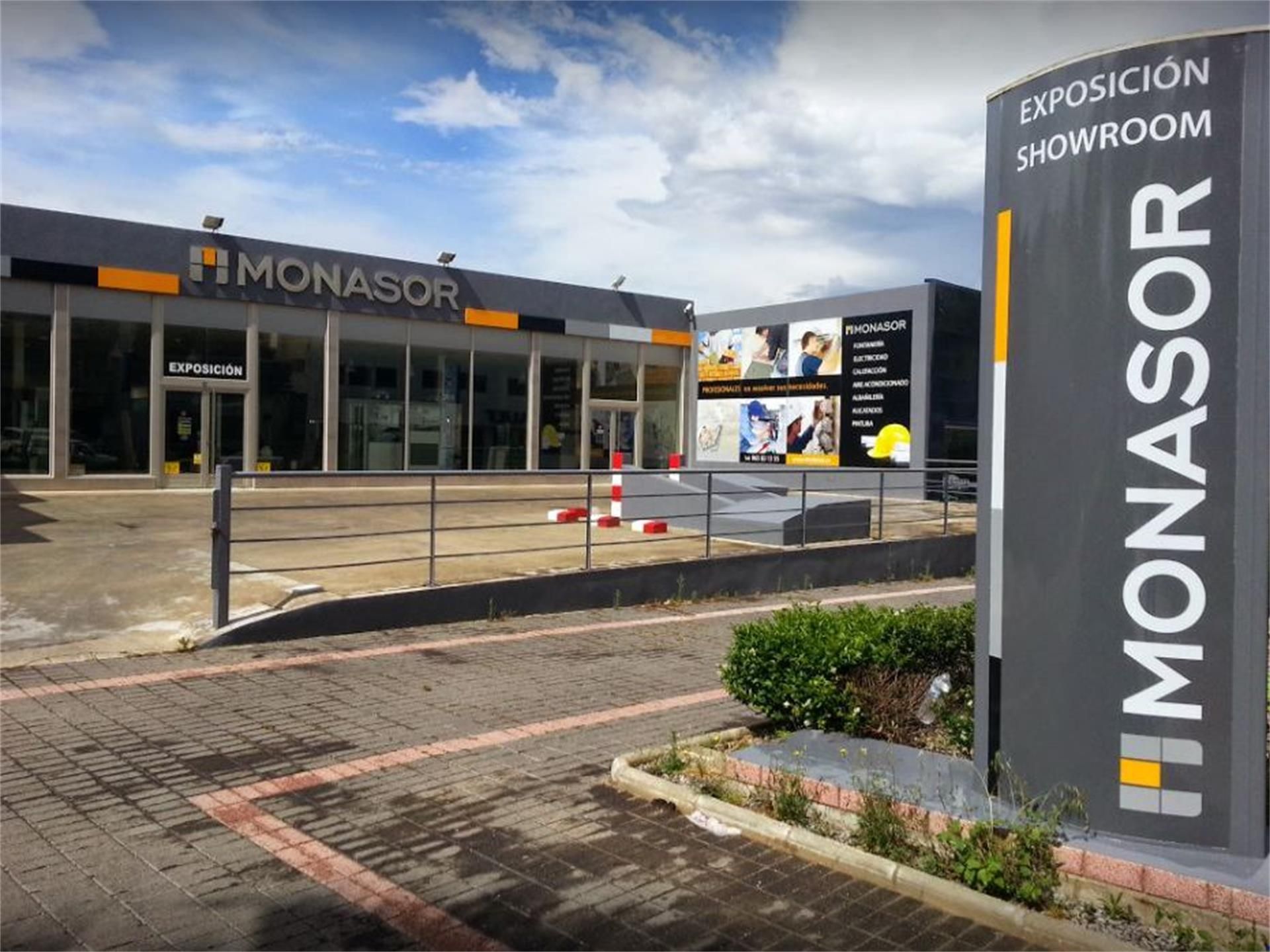 Außenansicht von Geschaftsraum zum Verkauf in Calpe / Calp mit Klimaanlage und Heizung