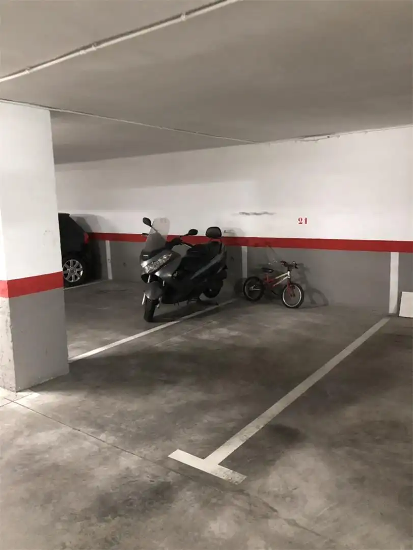 Parking de Garaje de alquiler en Valencia