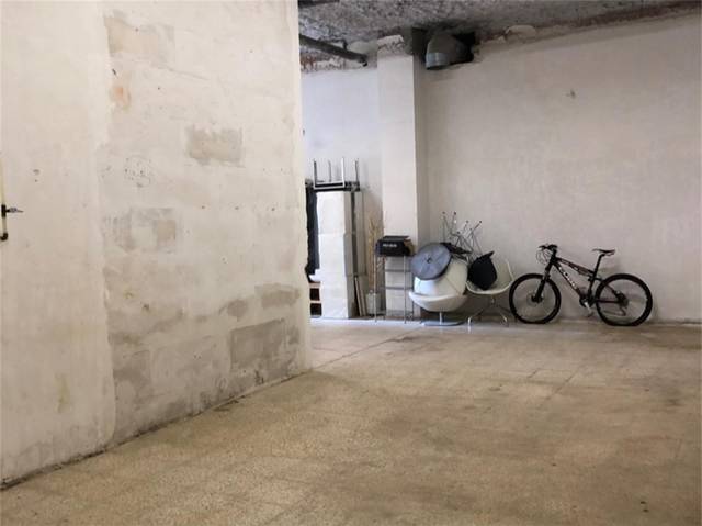 Local comercial en Venta en de Mas de las Matas, 26 en Arrabal