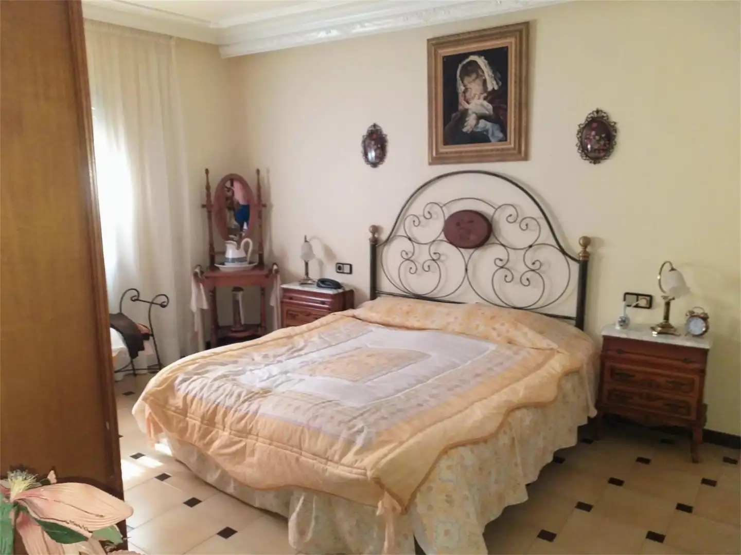 Habitación de Casa adosada en venta en Sant Carles de la Ràpita con Aire acondicionado, Calefacción y Jardín privado