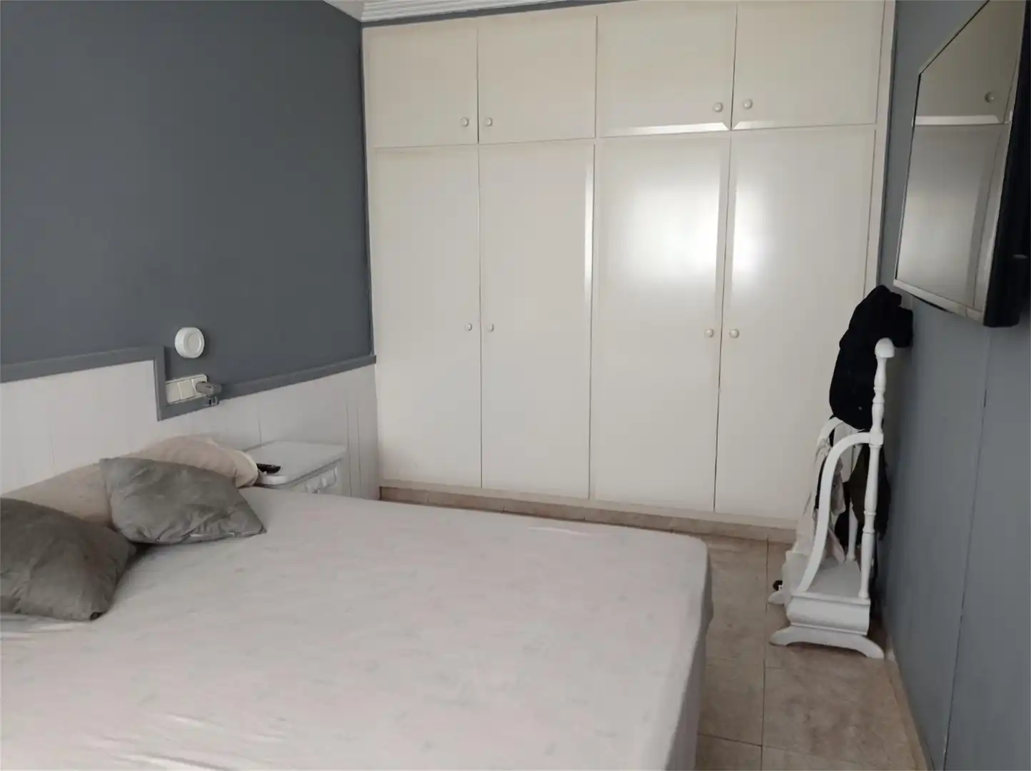 Habitación de Casa adosada en venta en Sant Carles de la Ràpita con Aire acondicionado, Calefacción y Jardín privado