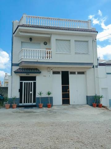 Casa adosada en Venta en Carrer Marquès de Valterra, 104 en Nord