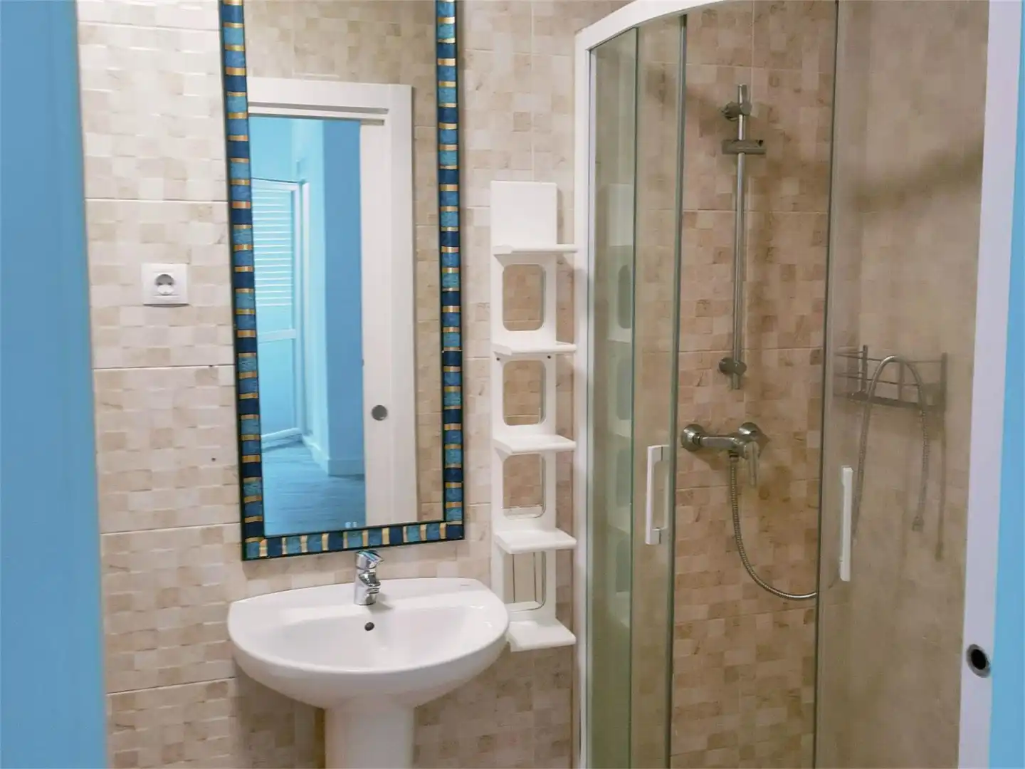 Badezimmer von Wohnung zum Verkauf in Abanto y Ciérvana-Abanto Zierbena mit Heizung, Terrasse und Abstellraum
