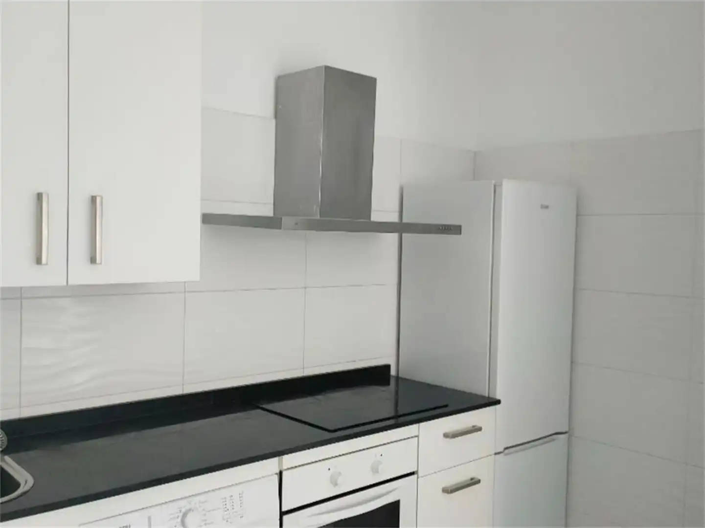 Küche von Wohnung zum Verkauf in Abanto y Ciérvana-Abanto Zierbena mit Heizung, Terrasse und Abstellraum