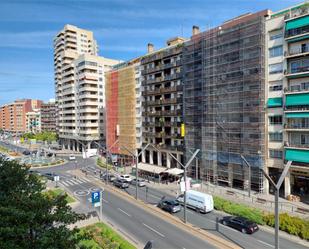 Vista exterior de Pis en venda en  Logroño amb Balcó