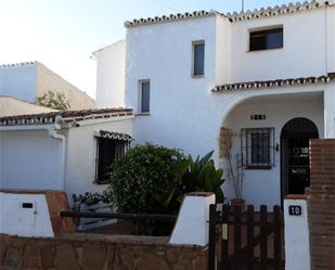 Exterior view of Single-family semi-detached for sale in Mijas  with Air Conditioner, Terrace and Swimming Pool