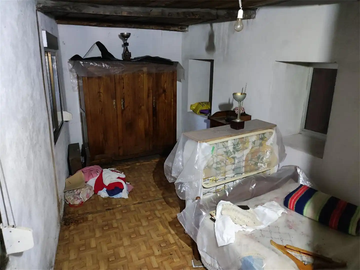 Country house zum Verkauf in Barrio Aldea, Oencia Country house zum Verkauf in Oencia mit Balkon