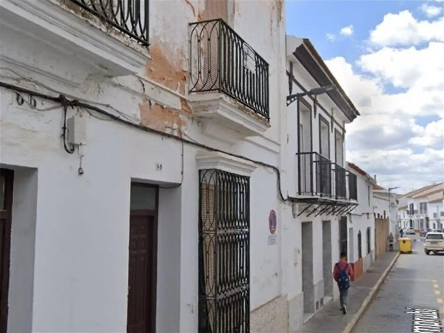 Casa adosada en venta en Calle Zenobia Camprubí, 66, Moguer Vista exterior de Casa adosada en venta en Moguer con Balcón