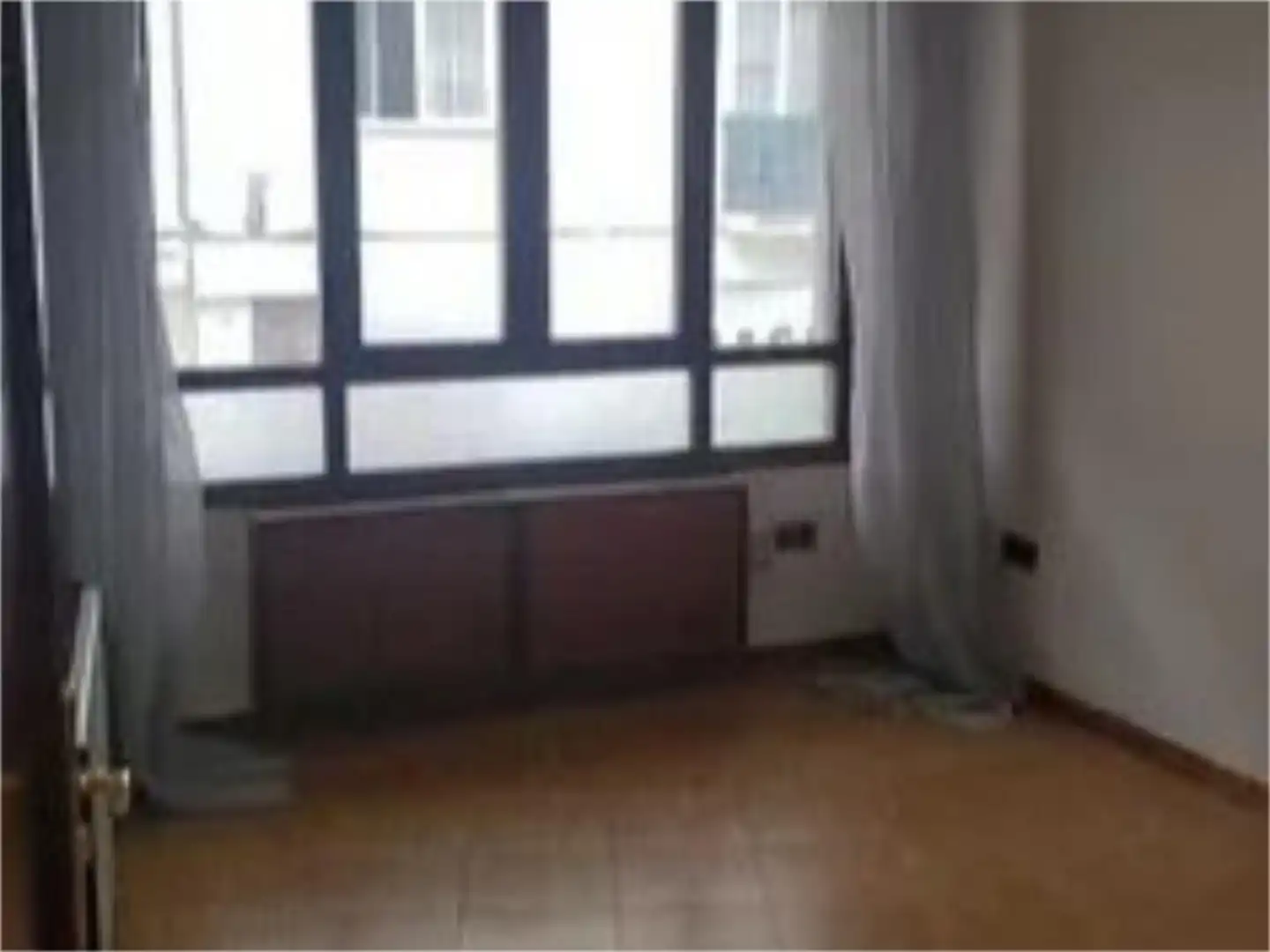 Habitación de Local de alquiler en Torrelavega 