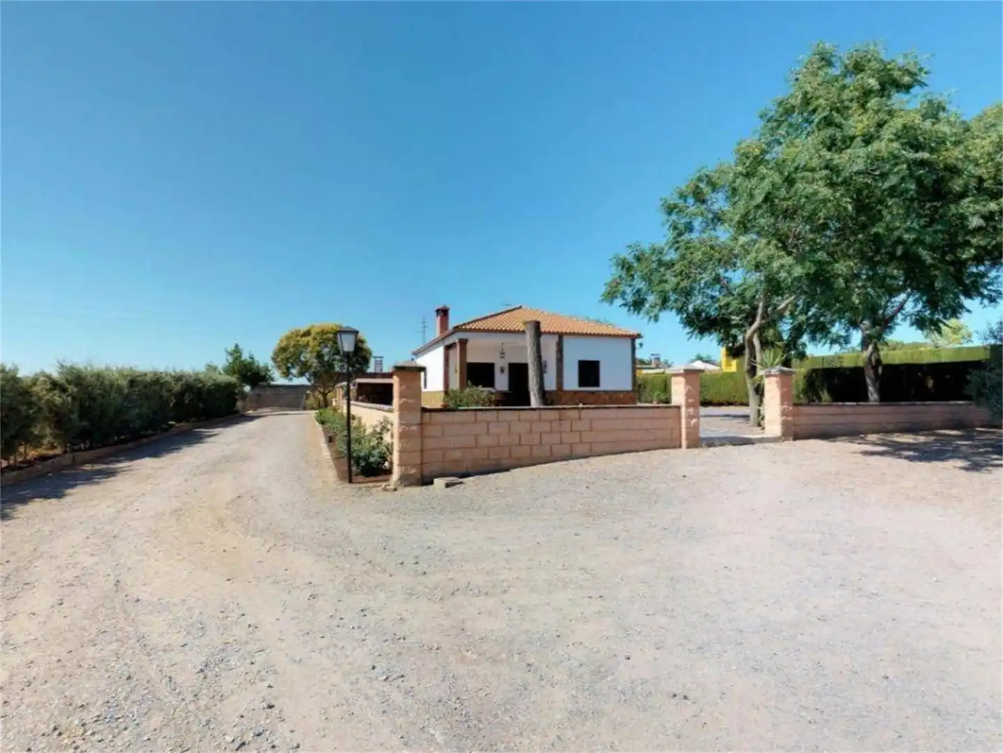 Exterior view of Houses for sale in Villanueva de Córdoba  with Air Conditioner, Terrace and Storage room
