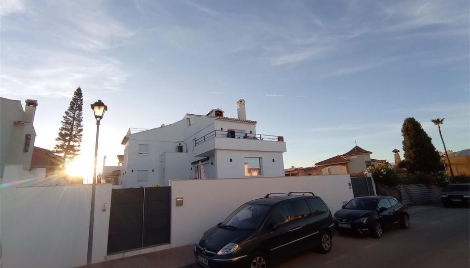Foto 1 de Casa o xalet en venda a Calle Ruta de la Miel, 9, El Tomillar, Málaga