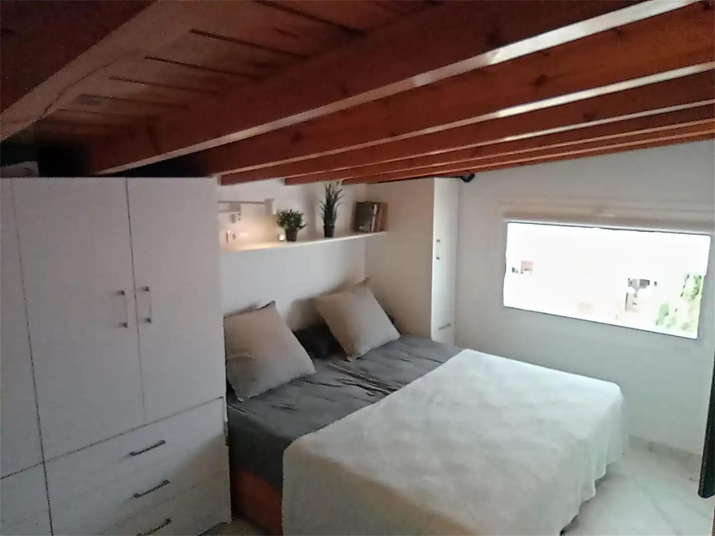 Casa o xalet en venda a Calle Ruta de la Miel, 9, Torre del Mar Dormitori de Casa o xalet en venda en Vélez-Málaga amb Aire condicionat, Terrassa i Piscina