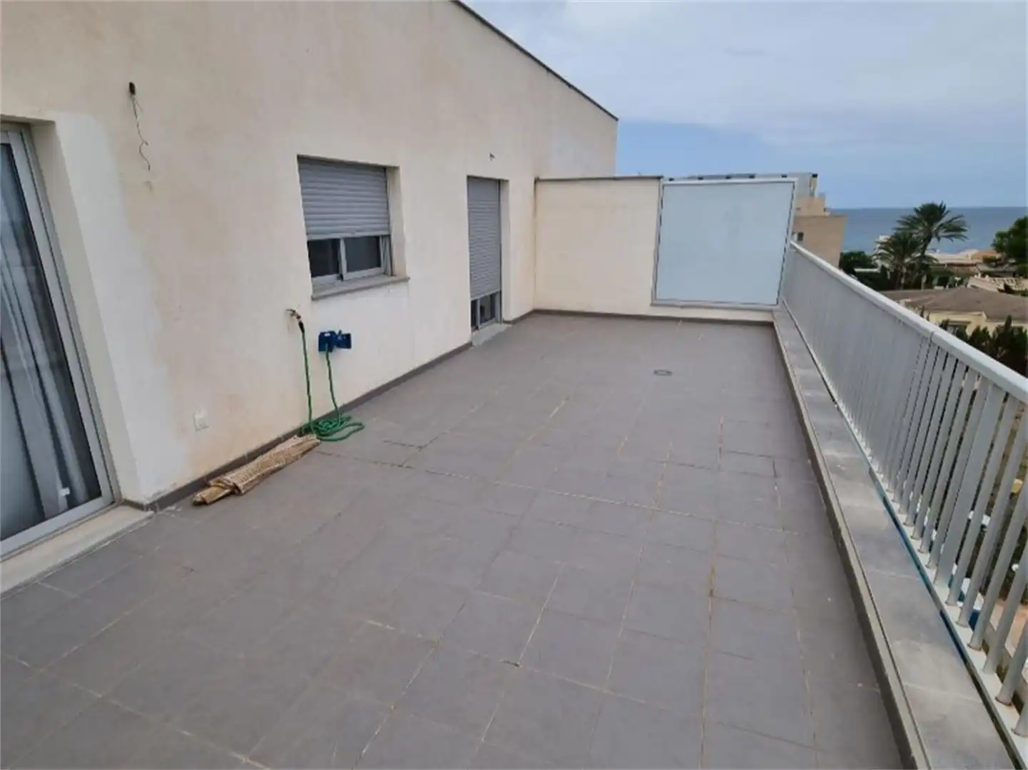 Attic for rent in Calle del Río Altaret, Centro Urbano Terrace of Attic for rent in Dénia with Air Conditioner, Heating and Private garden