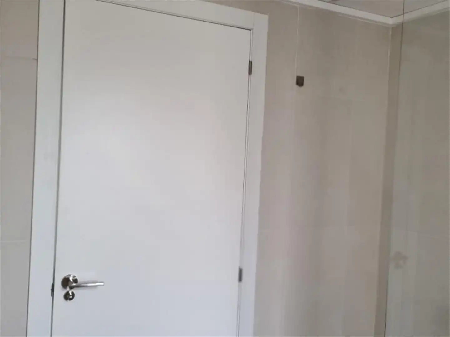Attic for rent in Calle del Río Altaret, Centro Urbano Bathroom of Attic for rent in Dénia with Air Conditioner, Heating and Private garden