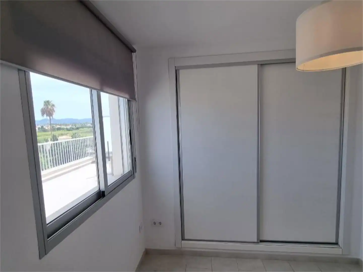 Attic for rent in Calle del Río Altaret, Centro Urbano Bedroom of Attic for rent in Dénia with Air Conditioner, Heating and Private garden