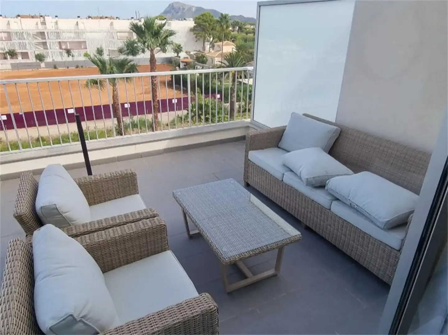 Attic for rent in Calle del Río Altaret, Centro Urbano Terrace of Attic for rent in Dénia with Air Conditioner, Heating and Private garden