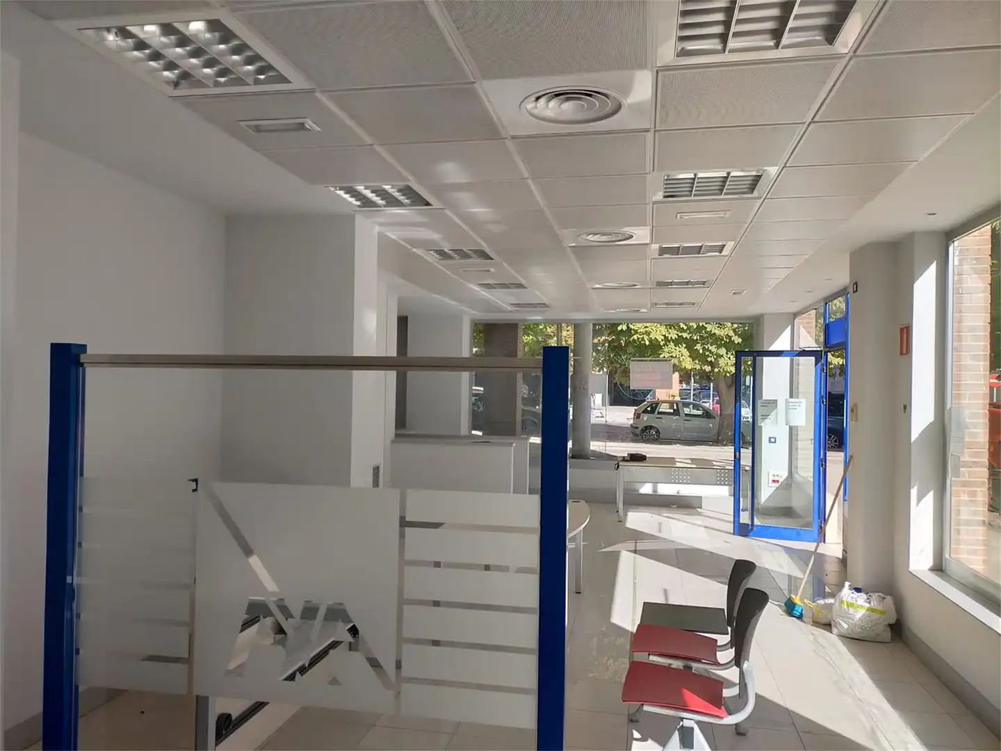 Commercial properties for rent in Calle República Checa, 14, Arcos Commercial properties for rent in Madrid with Air Conditioner and Heating