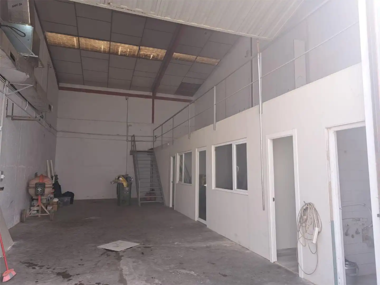Industrial buildings for rent in Calle del Ferrocarril, El Barral Ferial Industrial buildings for rent in Coslada with Air Conditioner