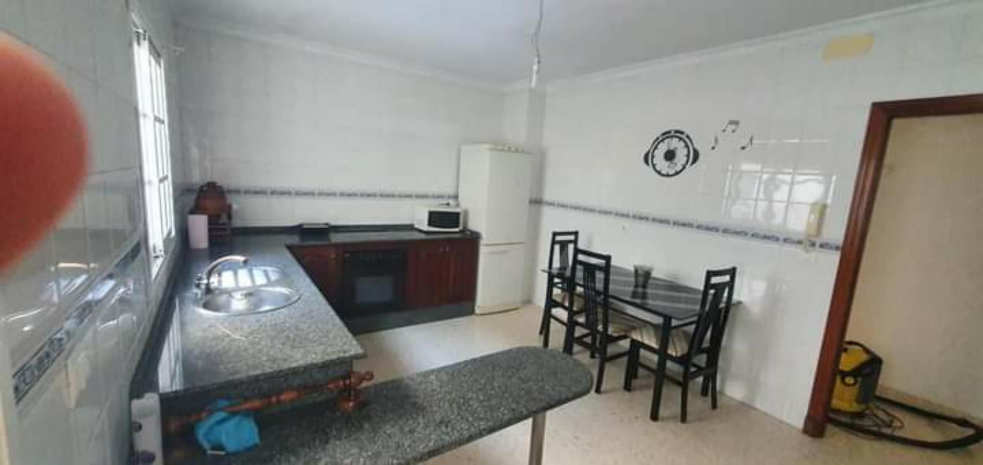 Kitchen of Flat for sale in Paterna de Rivera  with Terrace, Storage room and Furnished